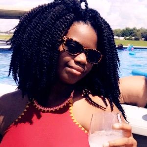 Meet your Posher, Aleisha